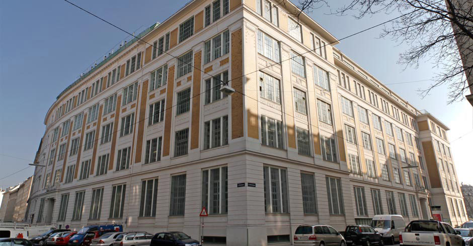 Ansicht auf die Rückseite des Gebäudes in welchem sich das JUSTINCASE Büro befindet